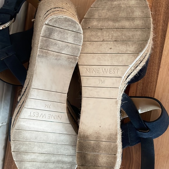 Super Cute Nine West size 7 wedge sandals! - Picture 5 of 5